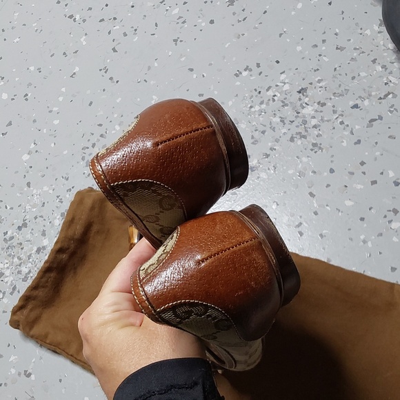 Gucci women's slip on monogram with bamboo size 6 - Picture 6 of 11